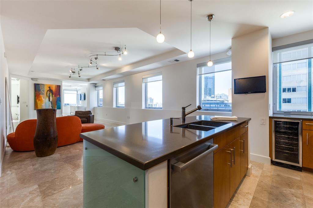 1505 Elm Street Condominiums - Residential