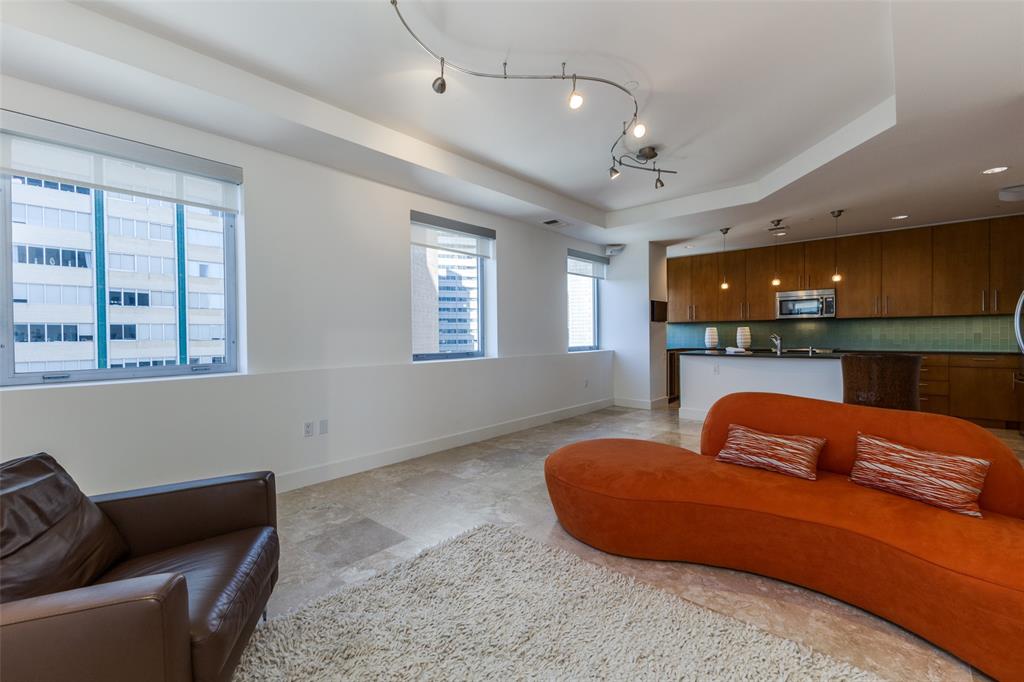 1505 Elm Street Condominiums - Residential