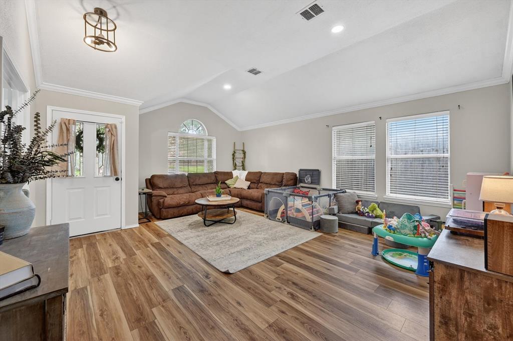 Corinthian Oaks - Residential