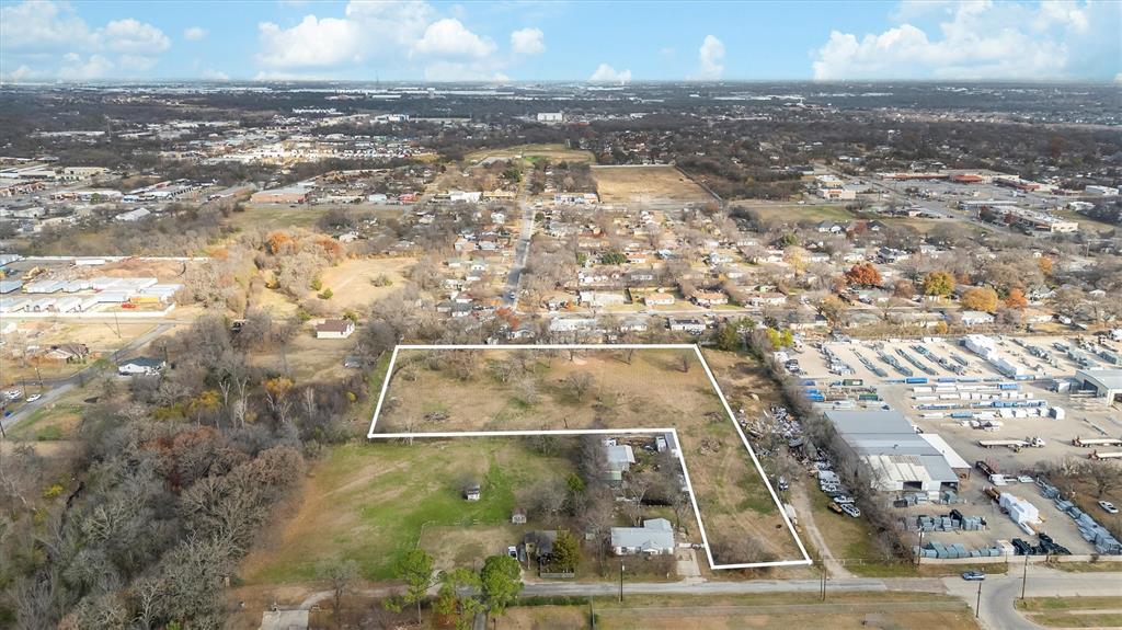 HICKORY TREE ESTATES - Land