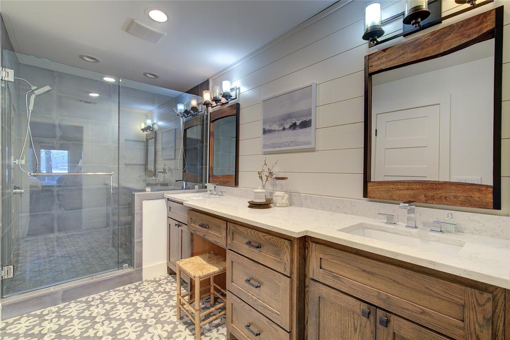 Eagle Point - Residential