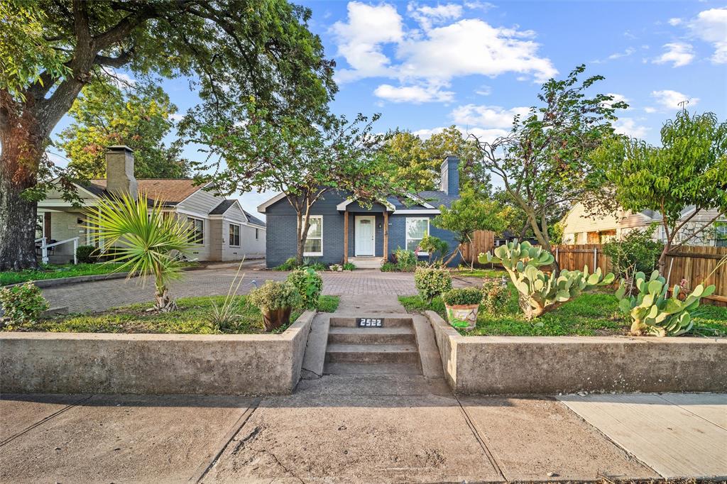 Kessler Plaza - Residential