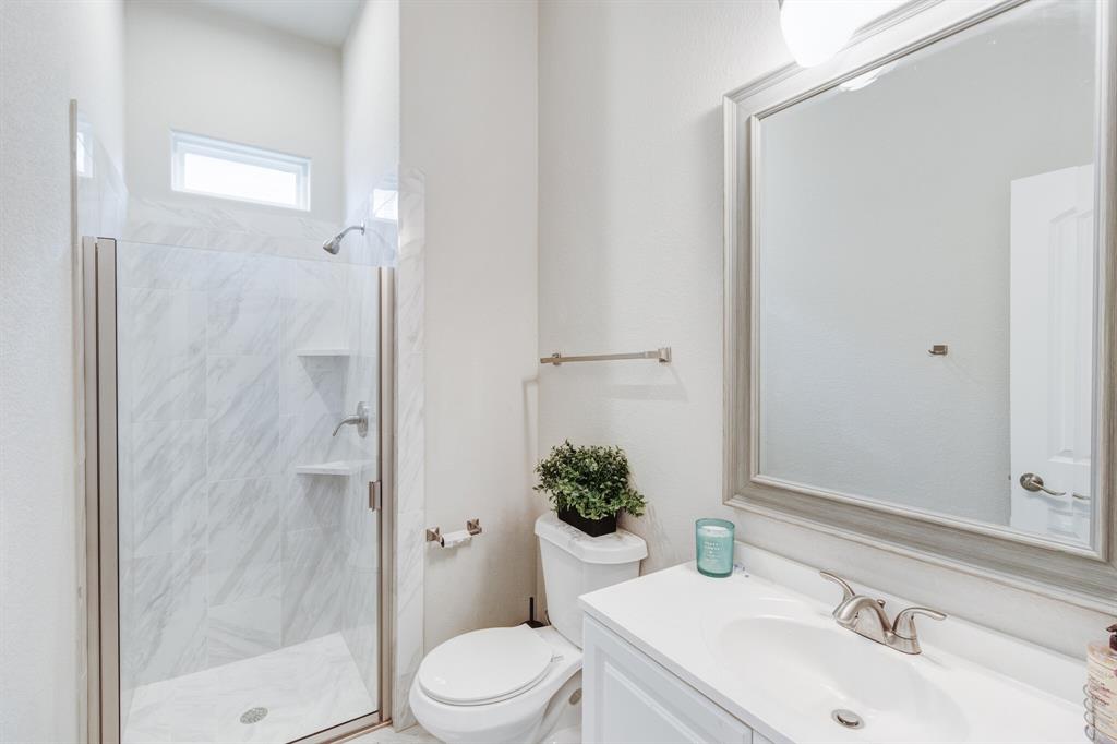 Le Chateau Ph II - Residential Lease