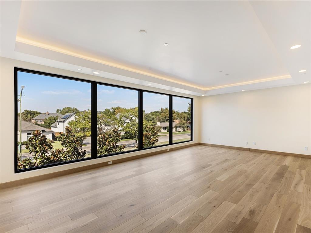 Biglot - Residential