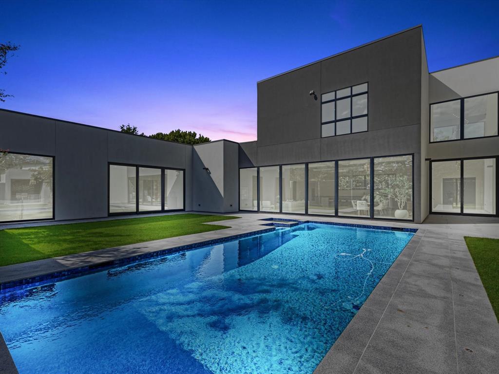 Biglot - Residential