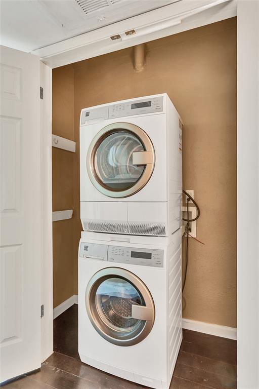 Park Meadow Condo - Residential