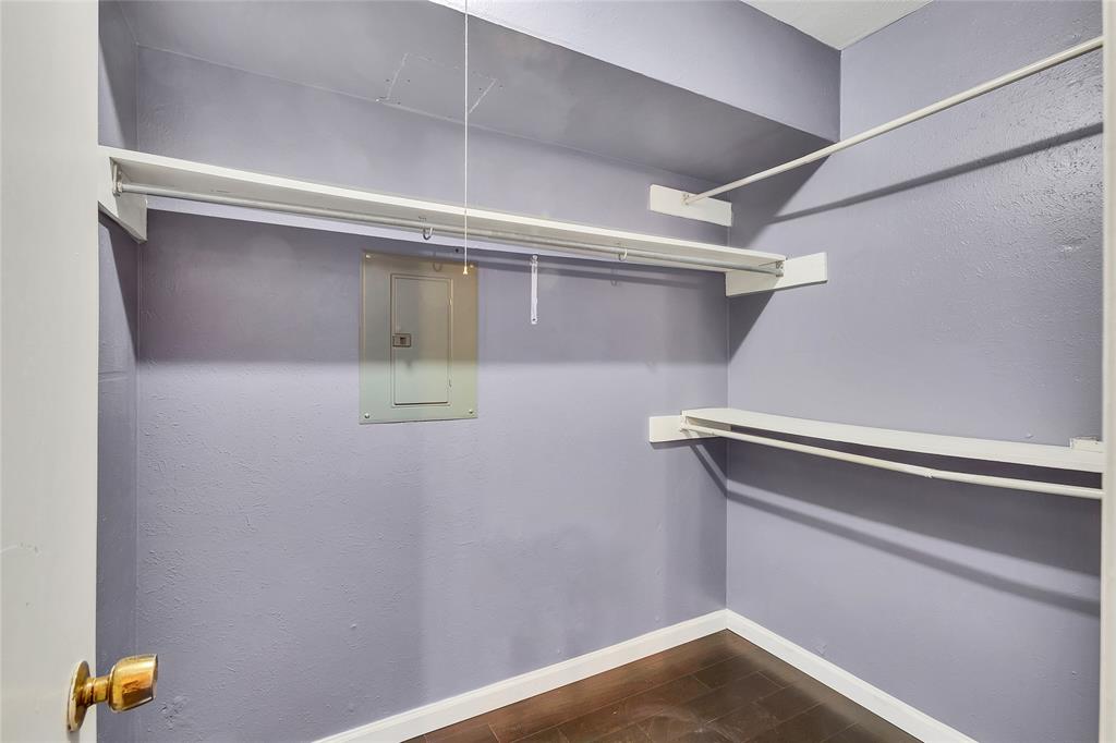 Park Meadow Condo - Residential