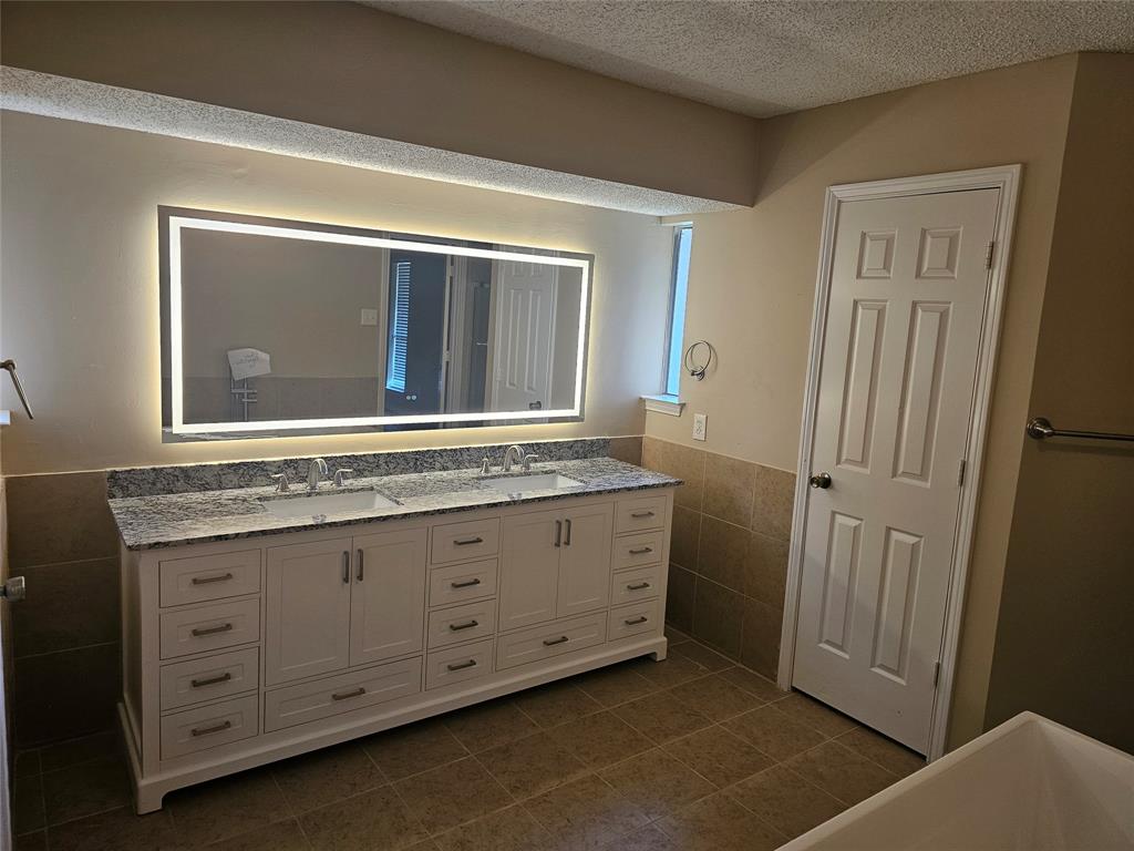 Meadowbrook Estates - Residential