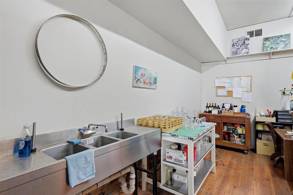 Otp Denison - Commercial Sale