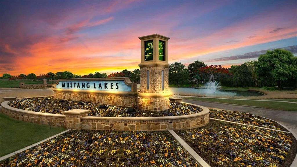 Mustang Lakes - Residential