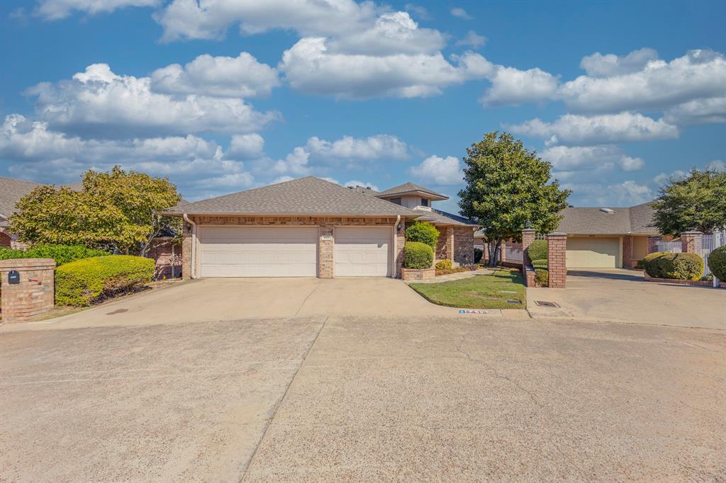 Lake Country Place Add - Residential