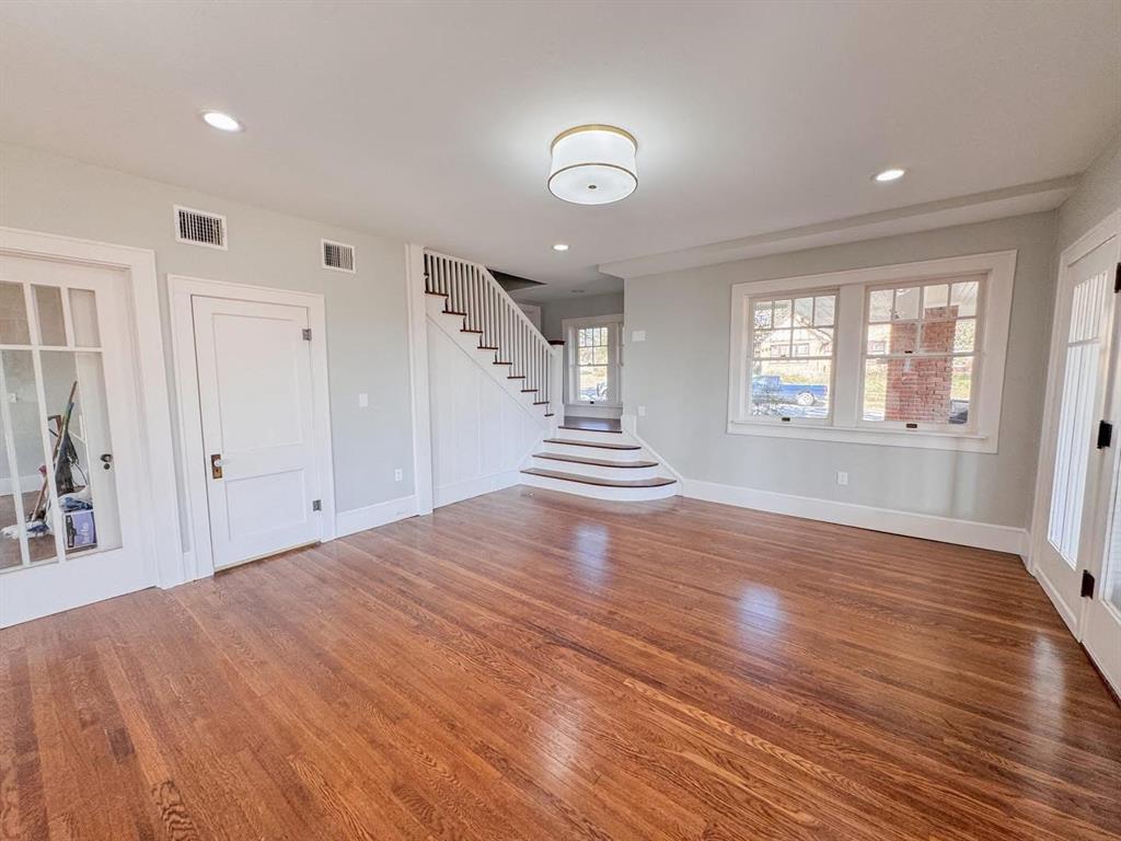 Lynch - Residential