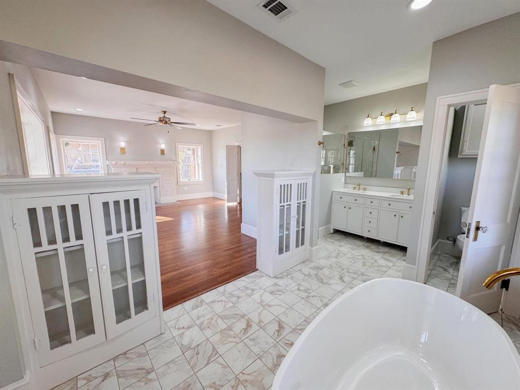 Lynch - Residential
