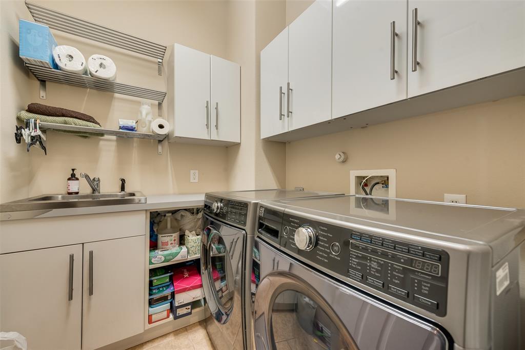 Wyndsor Court - Residential