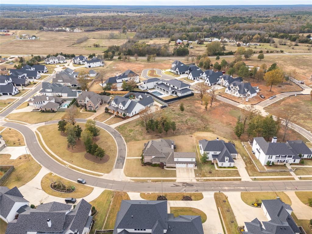 Southern Trace - Land
