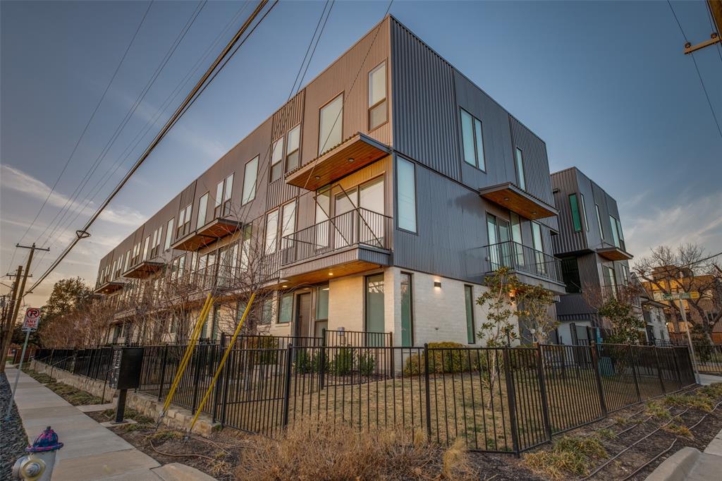 Radford Court - Residential