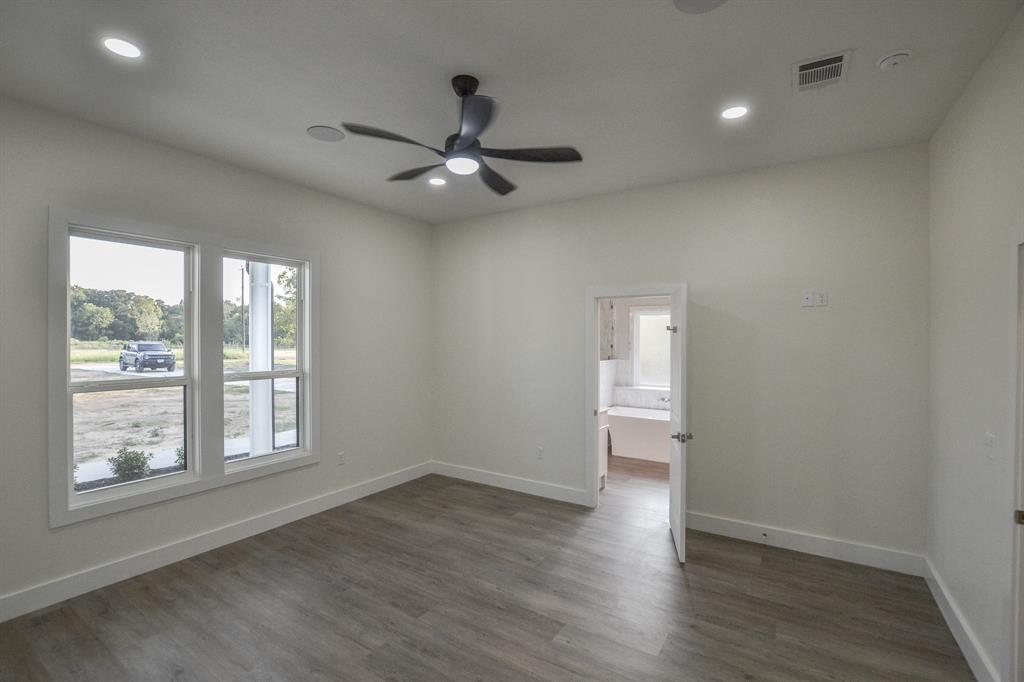 Country Squire Estate - Residential