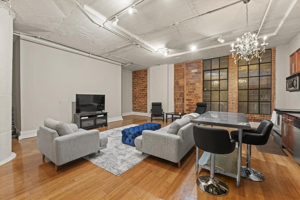 Soco Urban Loft Condo - Residential