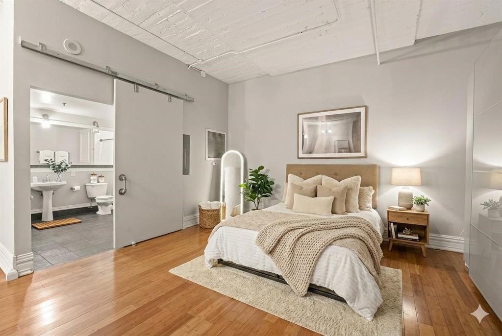 Soco Urban Loft Condo - Residential
