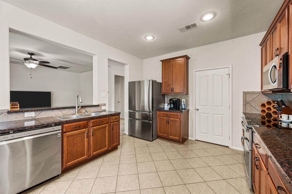 Fossil Hill Estates - Residential
