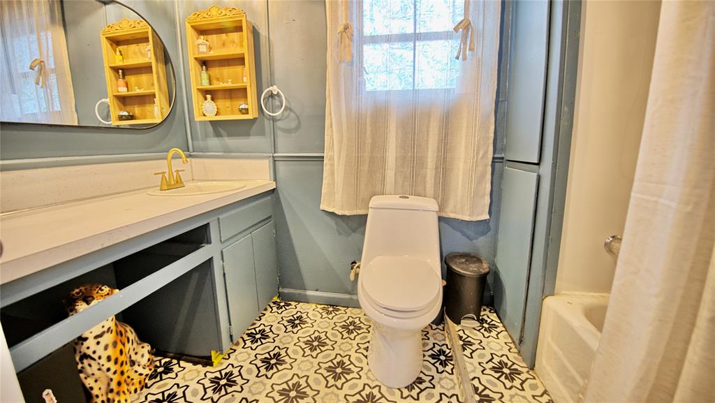 Nocona Lake Estate - Residential