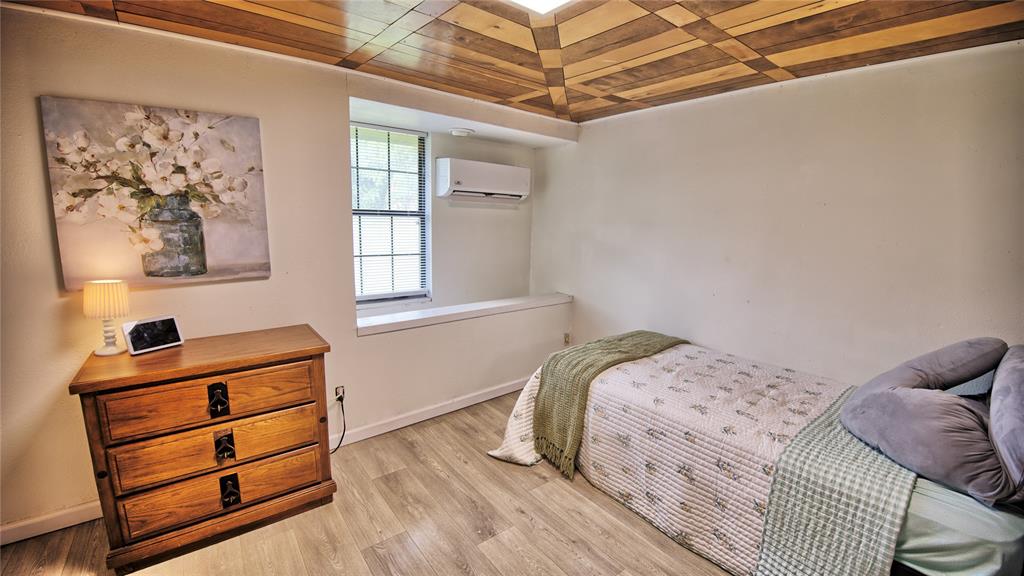 Nocona Lake Estate - Residential