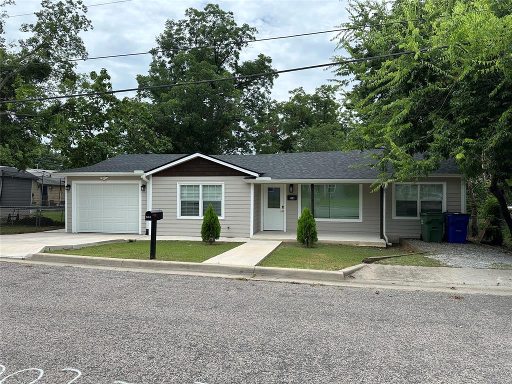 Completely Remodeled and ready to move in without the hassles.  Great location in Whitesboro, close to town and all things Great about North Texas.  Three bedroom one bath, perfect starter or retiree home with a huge fenced backyard.  Stainless appliances, decorative lighting and more.  Hard to find jewel!
