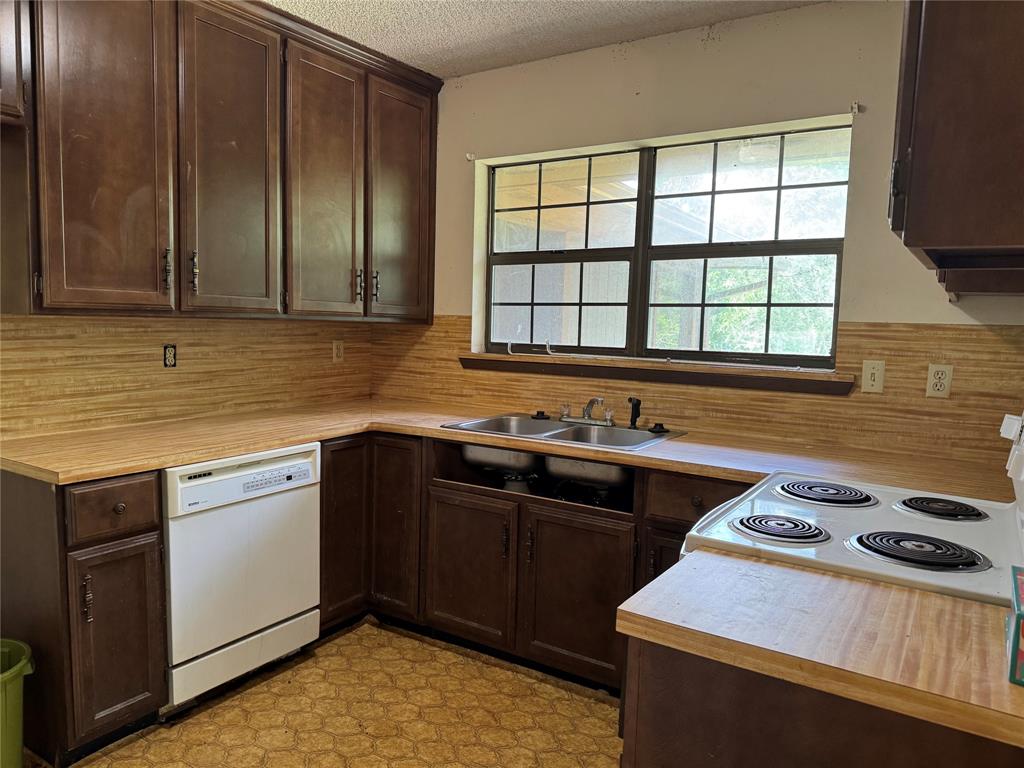 Holly Lake Ranch - Residential