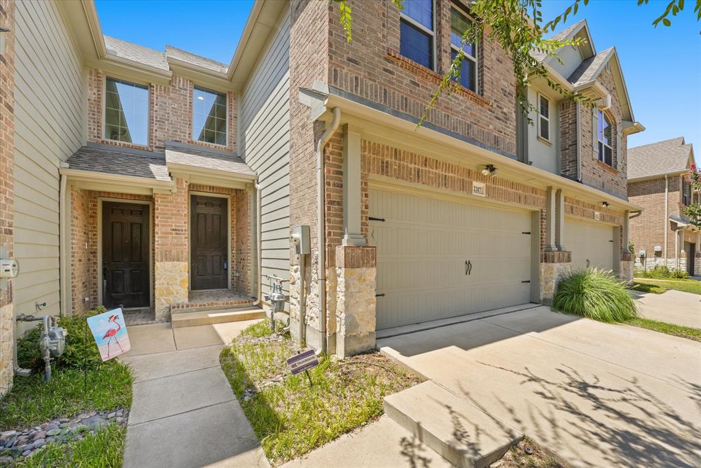 Venetian Villas North - Residential