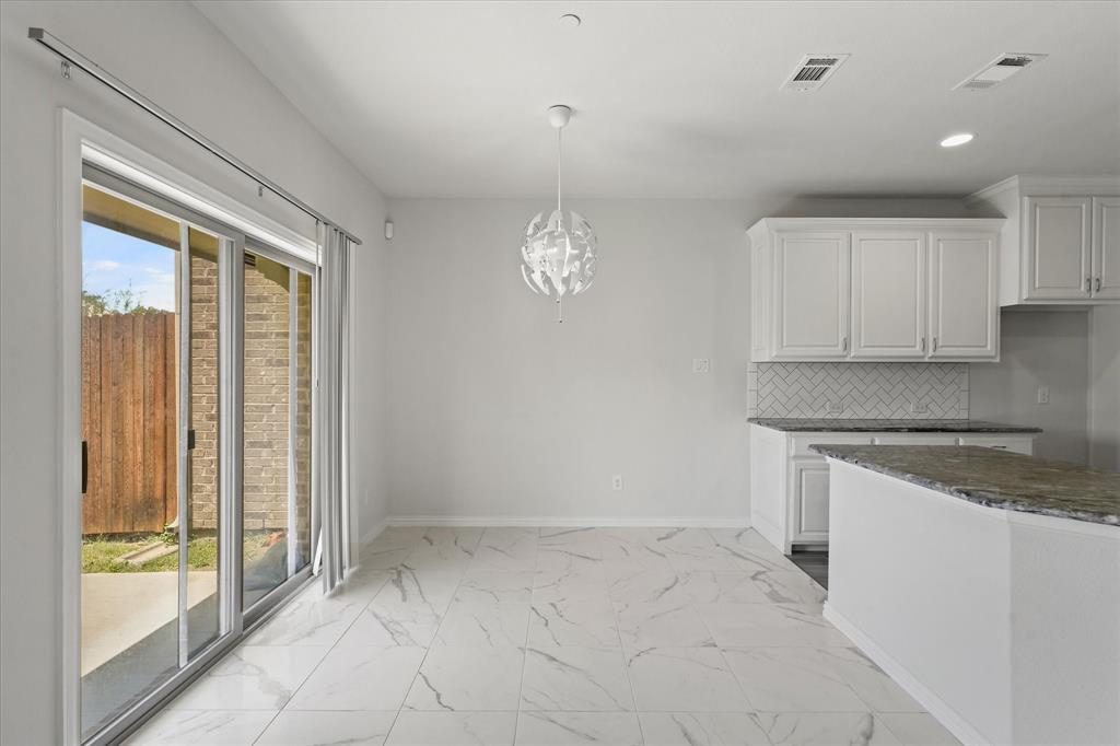 Venetian Villas North - Residential