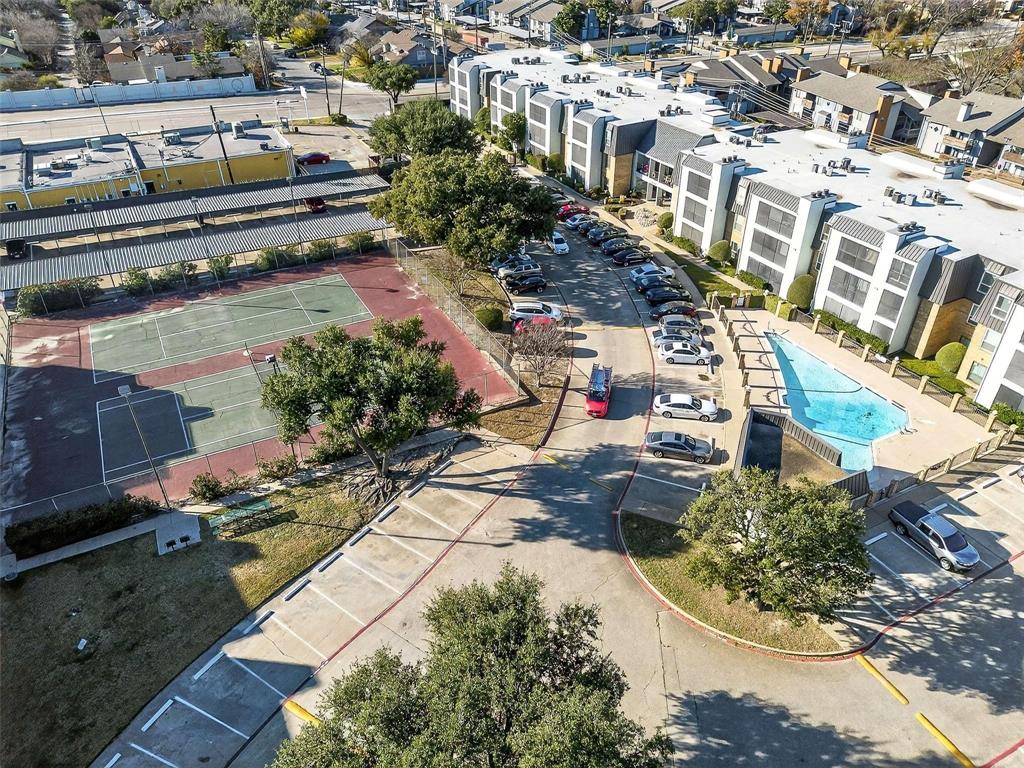 Cambridge Condos Ph 01 03 - Residential