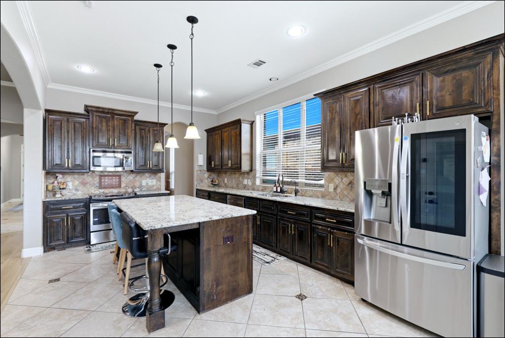 Artesia Ph 4C - Residential