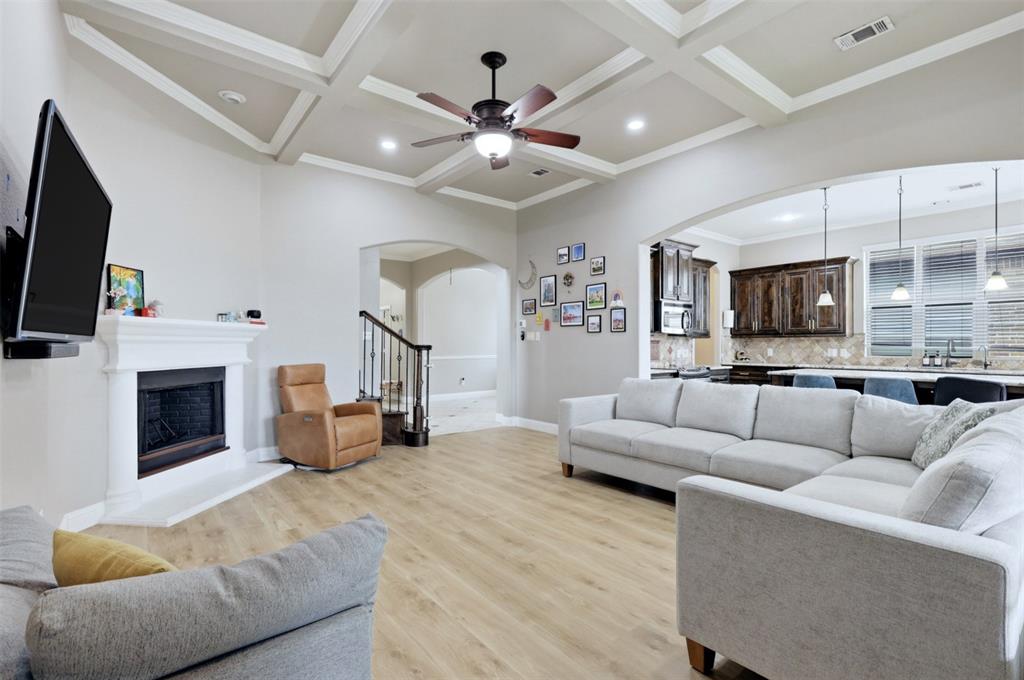 Artesia Ph 4C - Residential