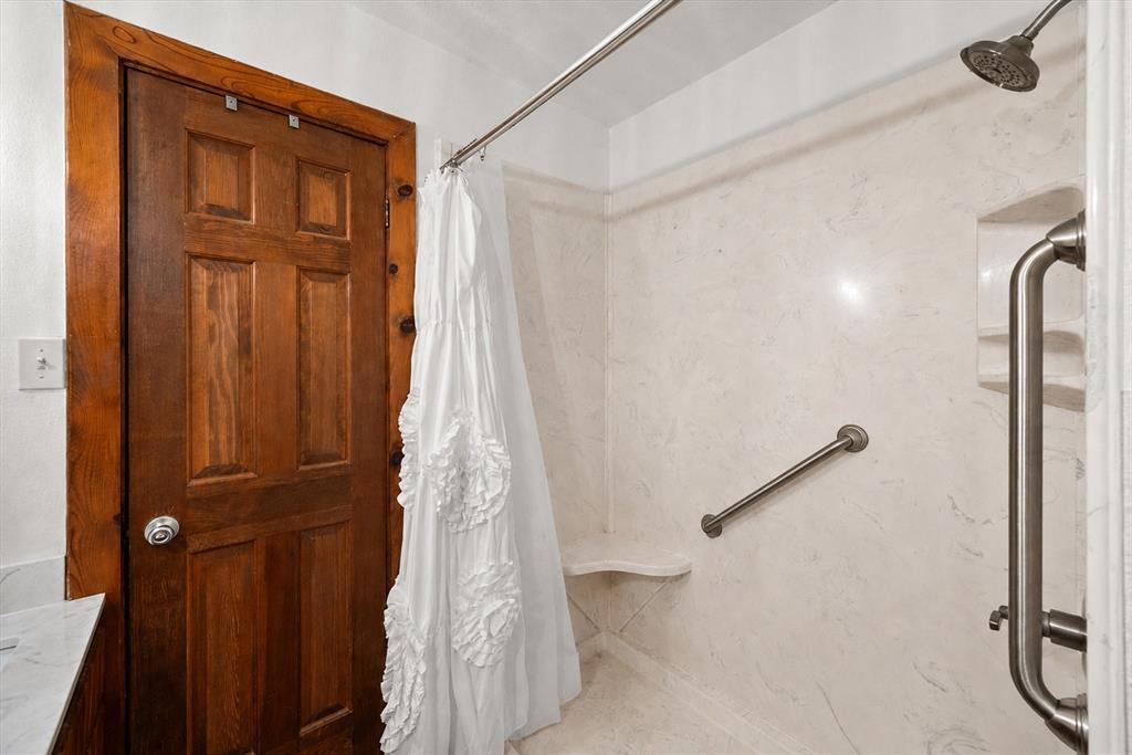 Southern Oaks Ph - Residential