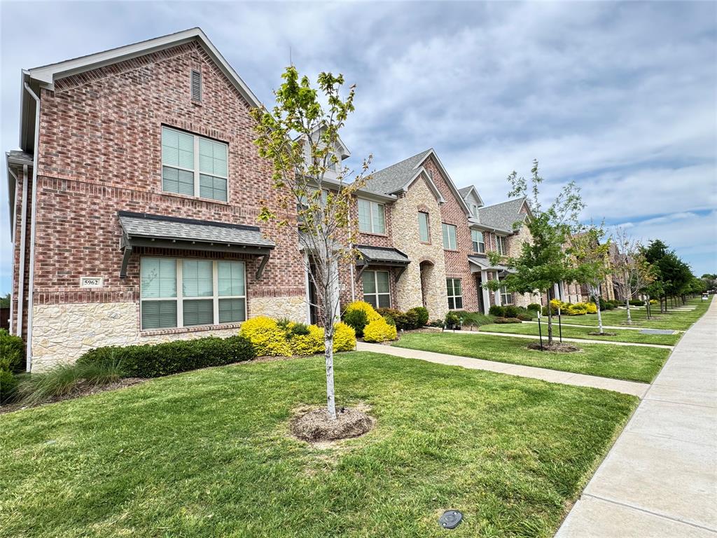 Ridge View Twnhms - Residential