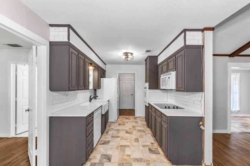 Royal Oaks - Residential