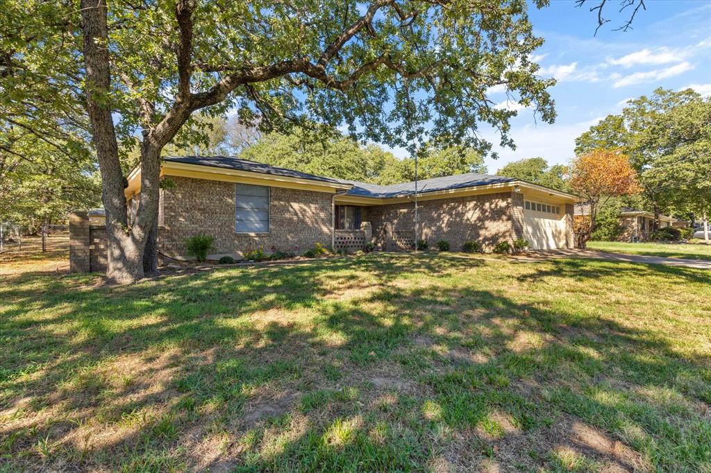 Royal Oaks - Residential