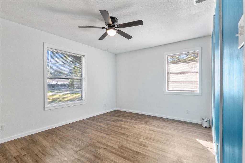 Royal Oaks - Residential