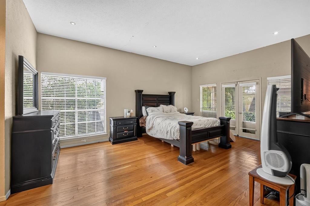 High Hollows Condo - Residential