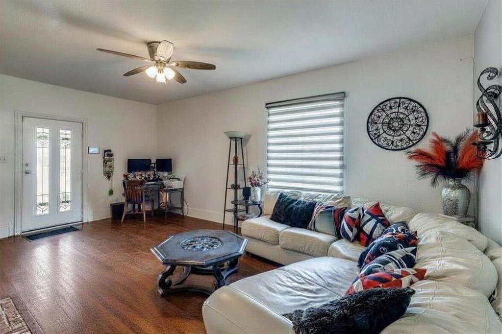 Lincoln Manor - Residential