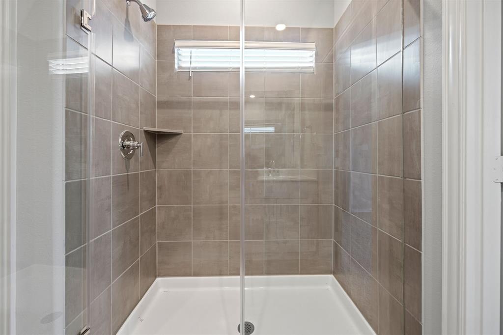 Briarwood Hills Ph 1 - Residential Lease