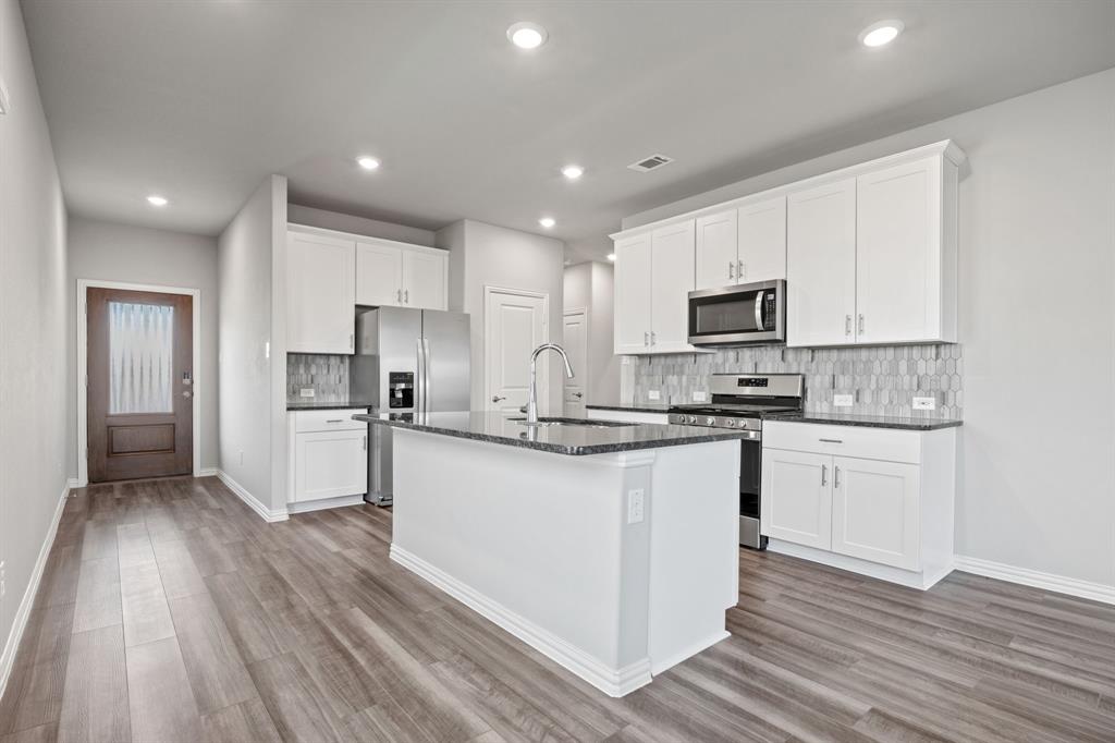 Briarwood Hills Ph 1 - Residential Lease