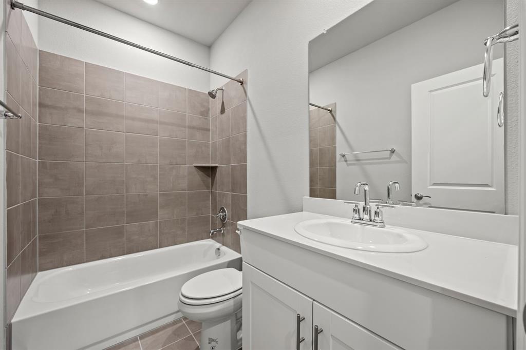 Briarwood Hills Ph 1 - Residential Lease