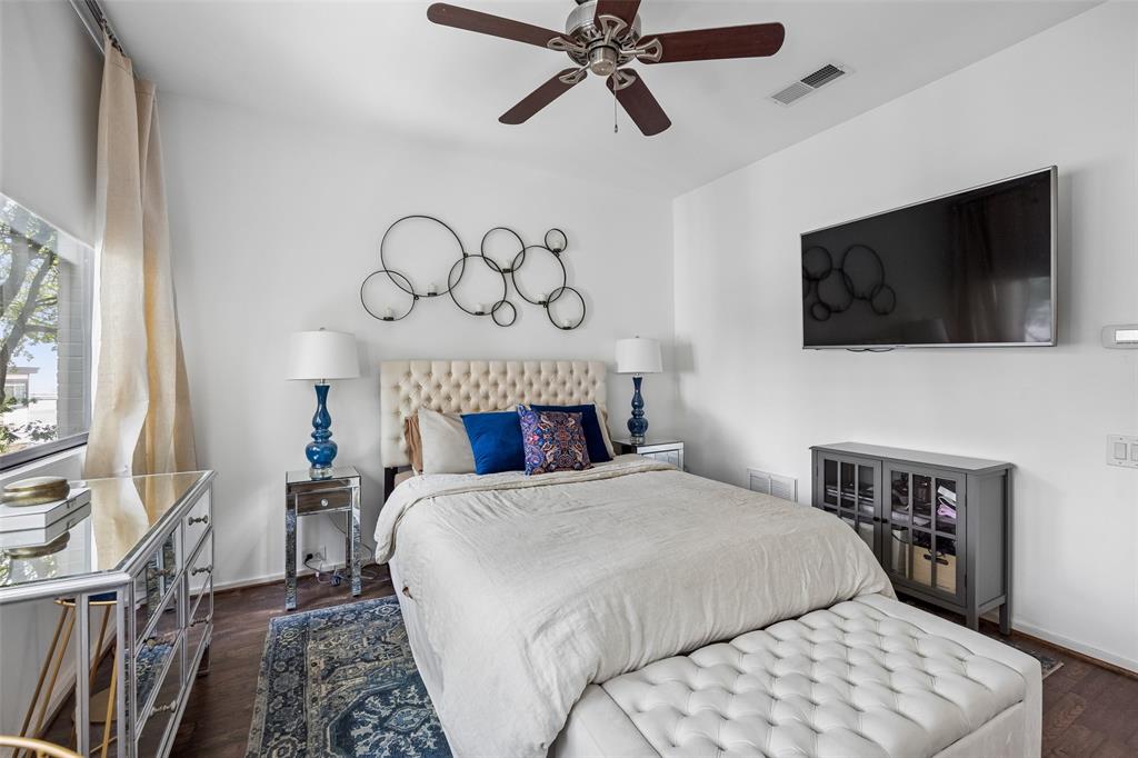 Travis Street Condo 3920-22 - Residential