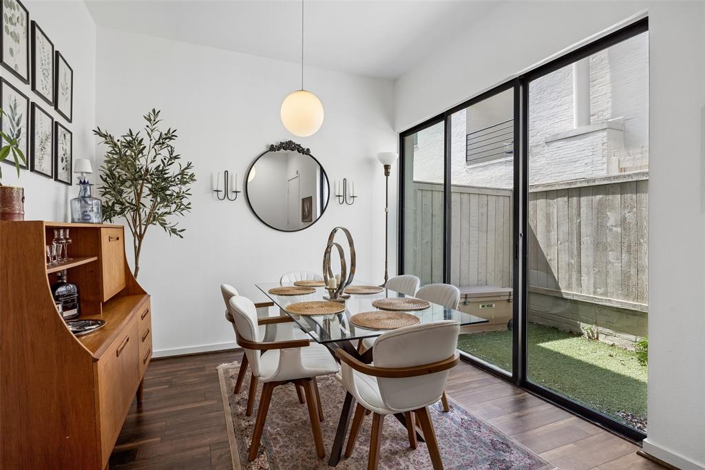 Travis Street Condo 3920-22 - Residential