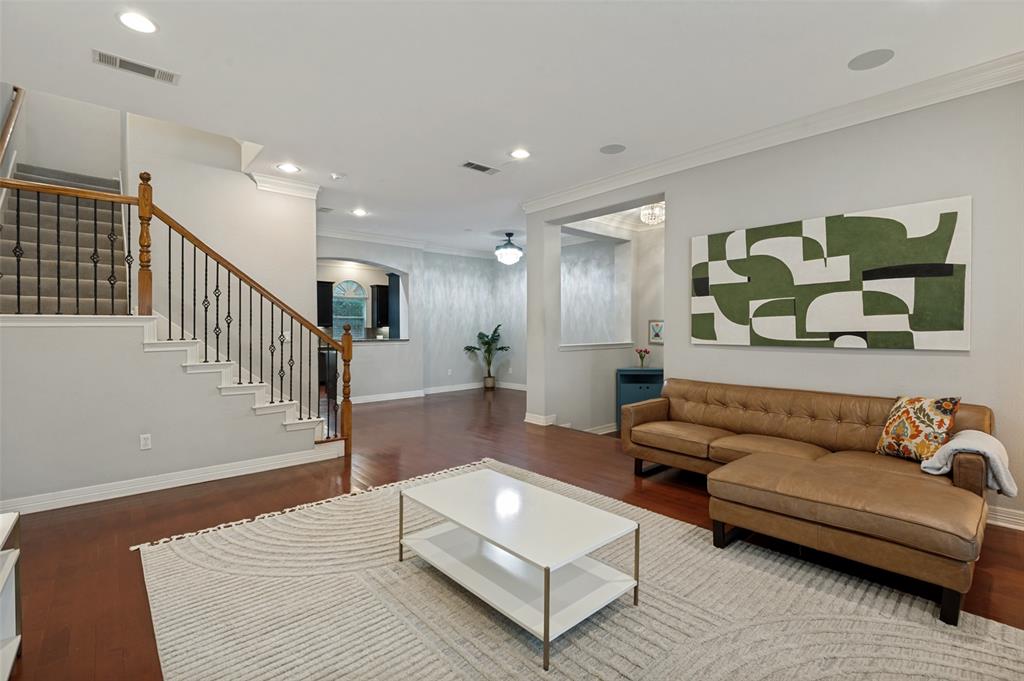 Farmers Market Twnhms - Residential