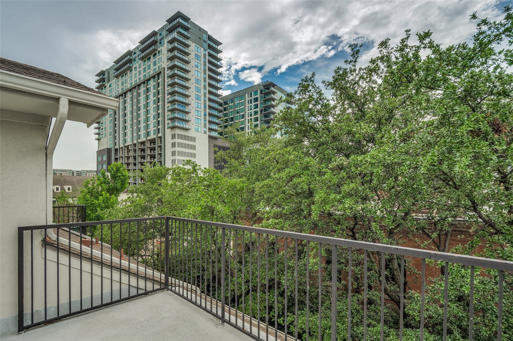 Farmers Market Twnhms - Residential
