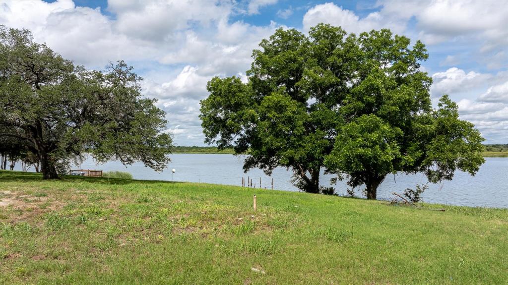 The Liveoaks Add - Land