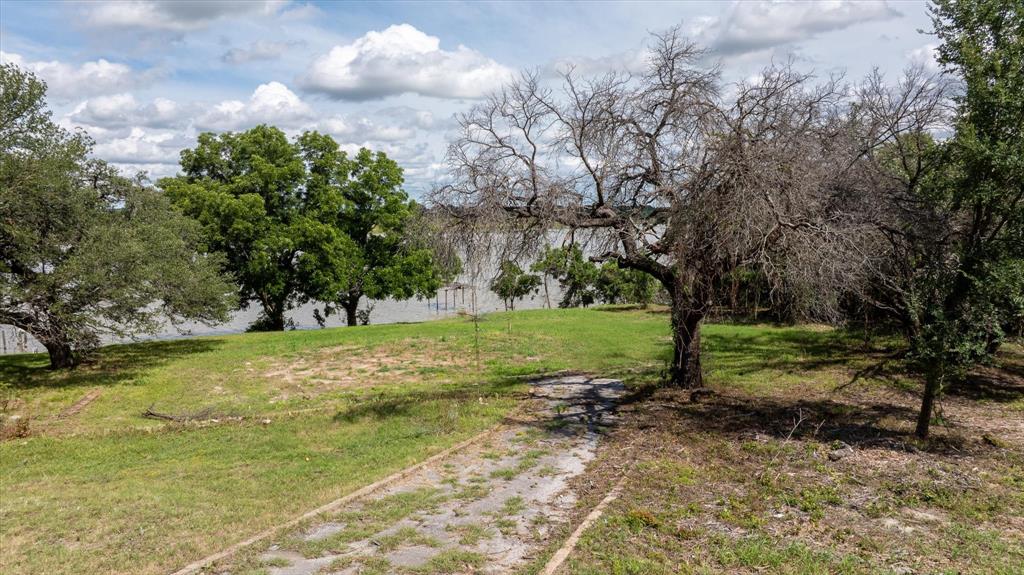 The Liveoaks Add - Land