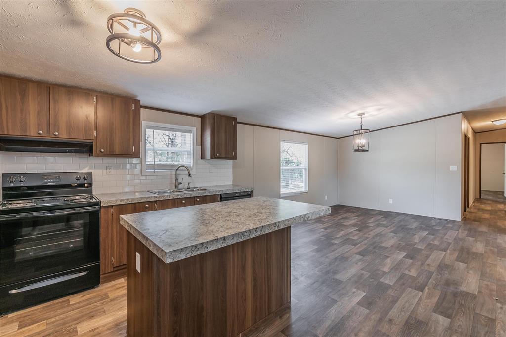 Oak Country Estates - Residential